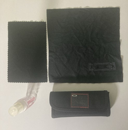 Oakley eyeglass cleaning - eyeglass,