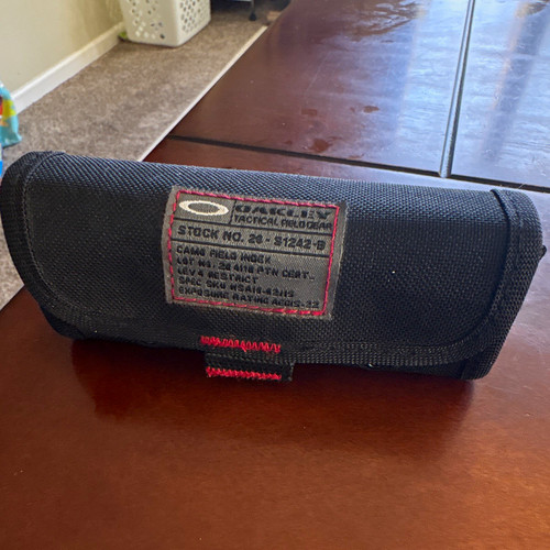 Vintage oakley pouch - oakley,