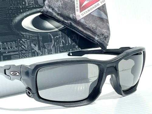 New oakley shocktube - new*, matte